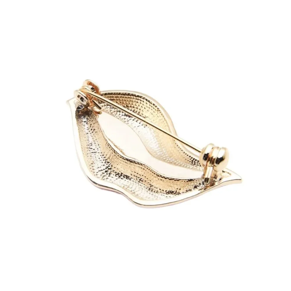 SEXY RED LIPS BROOCH‎